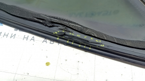 Window blind glass rear left Lincoln MKC 15 - scratches on chrome, cut seal