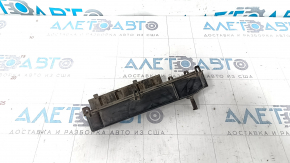 Housing of the relay block under the hood right Nissan Pathfinder 13-20- lower part