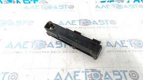 Housing of the relay block under the hood right Nissan Pathfinder 13-20- lower part