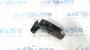 Relay unit housing underhood left Nissan Pathfinder 13-20- lower part