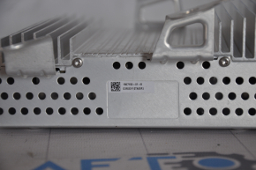 Tesla Model Y 20- Audio Amplifier
