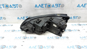 Headlight front right VW Passat b7 12-15 USA bare, halogen, sand, scratches, debris inside, no plug