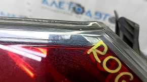 Light outer wing left Nissan Rogue 14-16 chip on glass, scuffed, crack