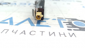 Antenna amplifier VW Atlas 18- left