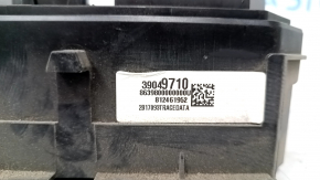 Chevrolet Cruze 16 underhood fuse box - no cover