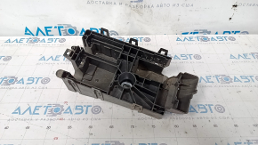 Chevrolet Malibu 13-14 2.4 hybrid underhood fuse box housing