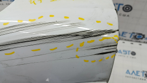 Front bumper lip left Audi Q7 16-19 white, broken fasteners, scratches, crack