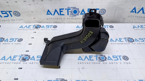 Nissan Rogue 14-20 air duct to filter, housing break