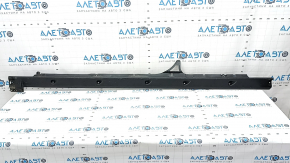 Right threshold protection Audi Q7 16- crack