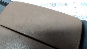 Central console armrest and cup holders Audi Q7 16- armrest leather brown, needs cleaning, broken rear cover mechanism