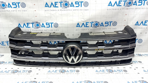 Radiator grill VW Atlas 18-20 prerest with emblems, R-line, under radar cruise, crack, sand