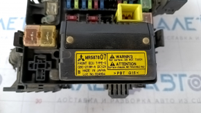 Mitsubishi Galant 9 04-12 underhood fuse box