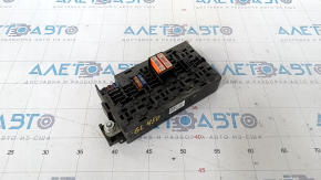 Mercedes X164 GL underhood fuse box