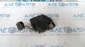 Lincoln MKZ 13-20 Type 5 Power Distributor Used