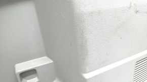 Left arch trim VW Atlas 18 - grey, scratches, needs cleaning