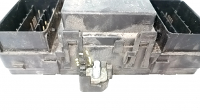 Lincoln MKZ 13-16 Underhood Fuse Box Broken Fastener