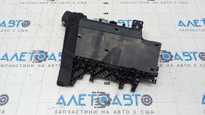 Volvo XC90 16-18 Battery Distribution Plate