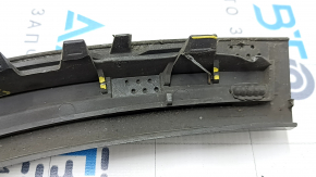Rear right wing arch trim Volvo XC90 16-22 crack in fastening