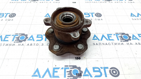 Rear left hub Nissan Rogue Sport 17-19 AWD rusty