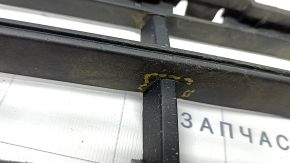 Volvo XC90 16-19 front bumper lower grille broken
