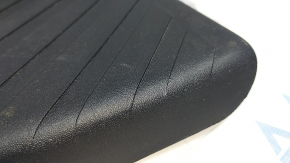 VW Atlas 18 Foot Rest - Worn