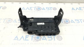 VW Atlas 18 battery distribution plate - broken