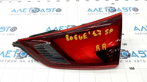 Light inside trunk lid right Nissan Rogue Sport 17-19 worn