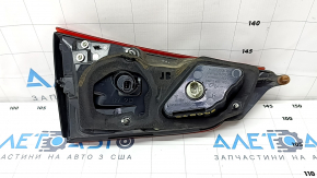 Light inside trunk lid right Nissan Rogue Sport 17-19 worn