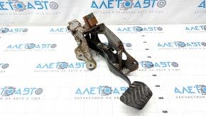 Nissan Rogue Sport 17-19 Brake Pedal Rusty