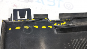 Right radiator deflector Audi A6 C7 16-18 3.0T broken