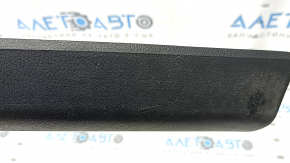 Front right door sill trim Nissan Rogue Sport 17-19 black, scratches, broken mount