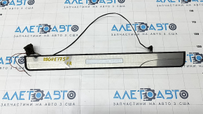 Door sill trim front right outer Nissan Rogue Sport 17-19 chrome, Rogue Sport, with backlight, scratches, without chip