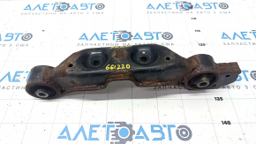 Subaru Forester 19-SK rear axle crossmember rusty