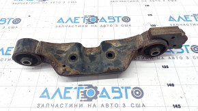 Subaru Forester 19-SK rear axle crossmember rusty