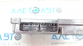 Jeep Renegade 15-Amplifier