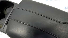 Central console armrest and cup holders Nissan Rogue Sport 17- black, armrest leather black, scratches, for dry cleaning