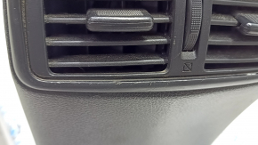 Central console armrest and cup holders Nissan Rogue Sport 17- black, armrest leather black, scratches, for dry cleaning