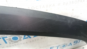 Front right fender arch trim Jeep Renegade 15 - structure, broken fasteners, scratches