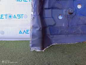 The trunk trough of Hyundai Elantra AD 17-20 is sawed off