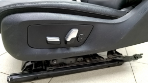 Driver's seat BMW 7 G11 G12 16-22 with airbag, electric, heated, memory, leather black LCSW SCHWARZ, poking, scratches