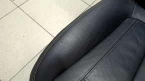 Driver's seat BMW 7 G11 G12 16-22 with airbag, electric, heated, memory, leather black LCSW SCHWARZ, poking, scratches
