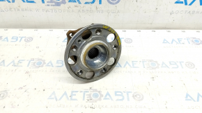 Rear right hub Mercedes W213 E 17-23 complete with bearing