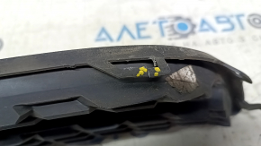 Front bumper grille left VW Passat b7 12-15 USA without fog lights, with molding, sand on molding, broken fasteners, used