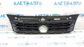 Radiator grill without badge VW Passat b7 12-15 USA sand, scratches Used