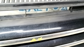 Radiator grill without badge VW Passat b7 12-15 USA sand, scratches Used