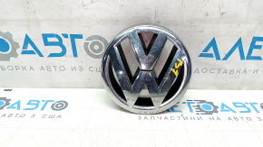 Radiator grille emblem VW Passat b7 12-15 USA sand, scratches, used