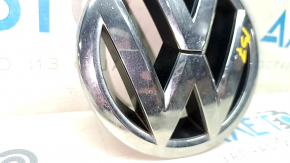 Radiator grille emblem VW Passat b7 12-15 USA sand, scratches, used
