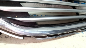 Radiator grill right Lincoln MKZ 13-16 chrome, sand used