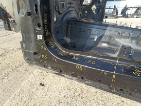 Front left quarter BMW 7 G11 G12 16-22 on the body, black, dented, made