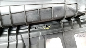 TV cover Kia Niro 17-22 structure, broken fasteners Used